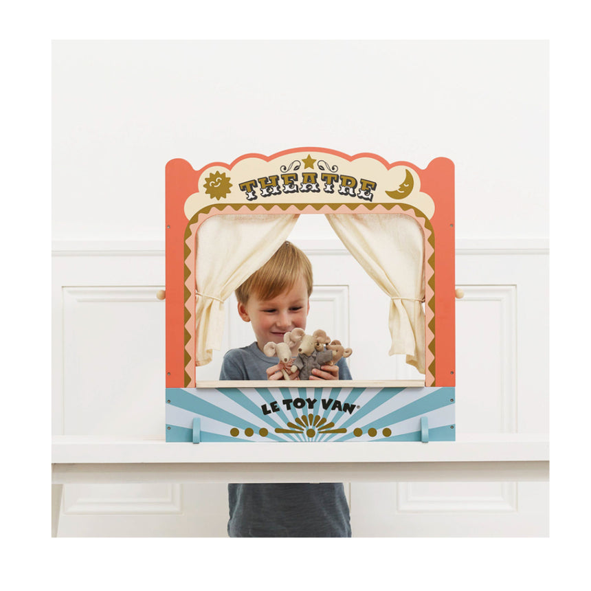 Le Toy Van Kitchen Tabletop Puppet Wooden Theatre