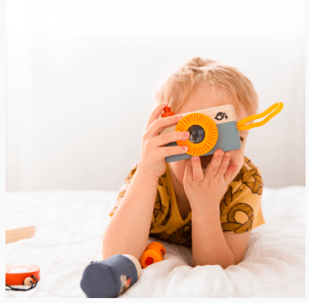 Tender Leaf Toys Wooden Safari Adventure Set