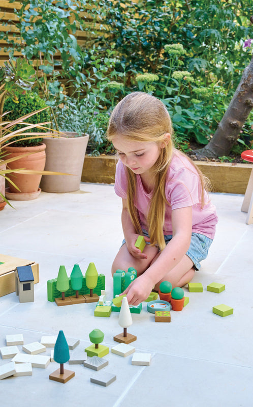 Tender Leaf Toys Pretend Little Garden Designer Play Set