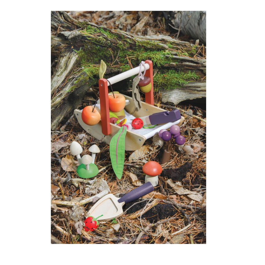 Tender Leaf Toys Pretend Wild Wood Foraging Trug (Basket)