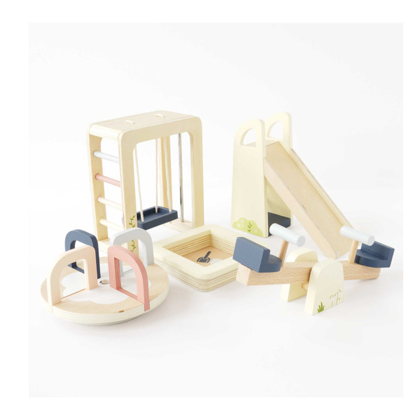 Le Toy Van Wooden Dolls House Outdoor Play Furniture - 5 piece