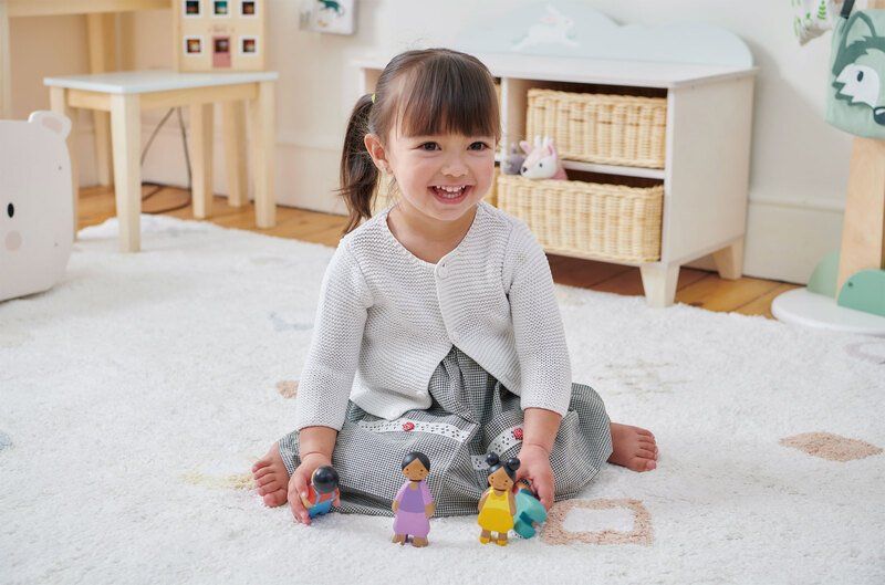 Tender Leaf Toys Doll Sunny Family