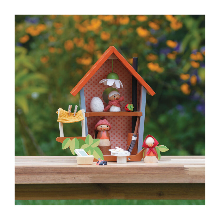 Tender Leaf Toys Wooden Robin's Nest Box