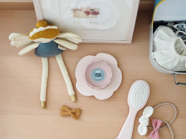 Beaba “Lotus” Multi-Functional Digital Thermometer - Vintage Pink