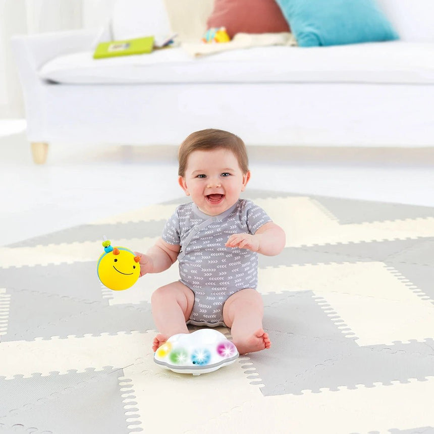 SKIP HOP Explore & More Follow Bee Crawl Toy