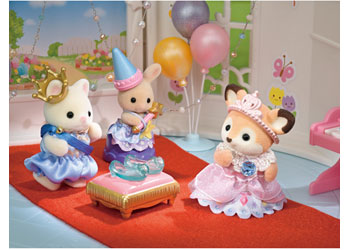 Sylvanian Families Nursery Princess Play Set witch milk rabbit baby