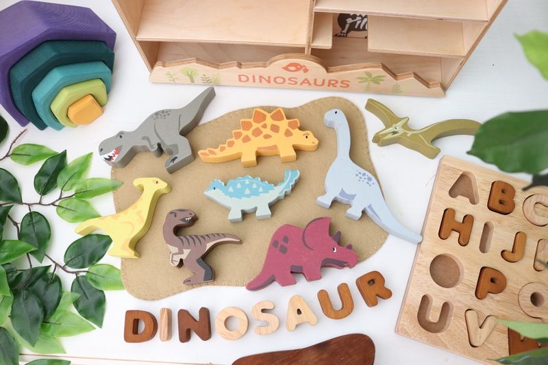 Tender Leaf Toys Wooden Animal Triceraptops