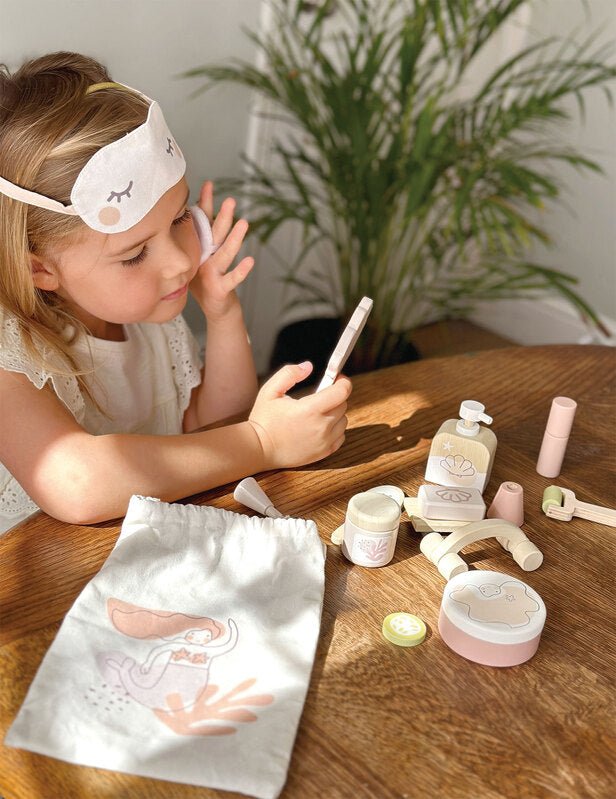 Tender Leaf Toys Spa Retreat Play Set