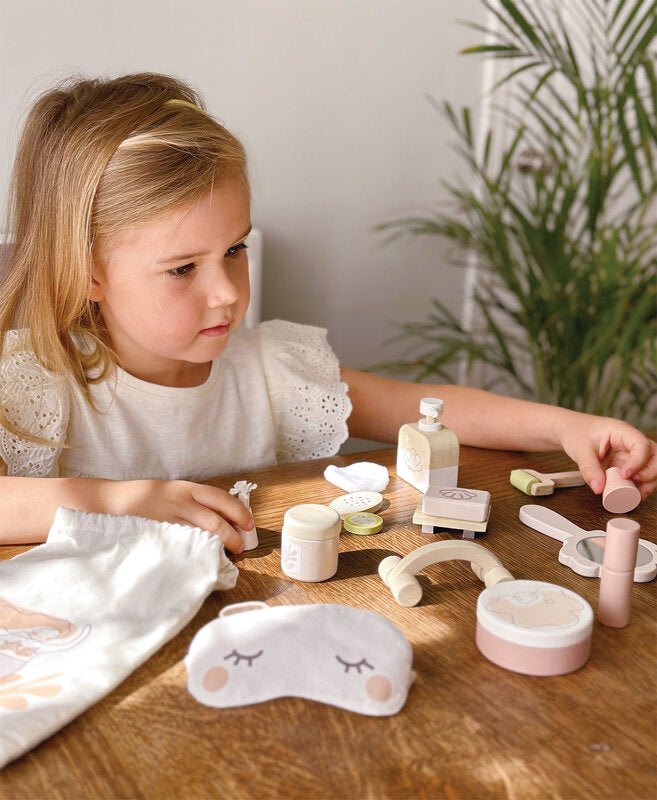 Tender Leaf Toys Spa Retreat Play Set