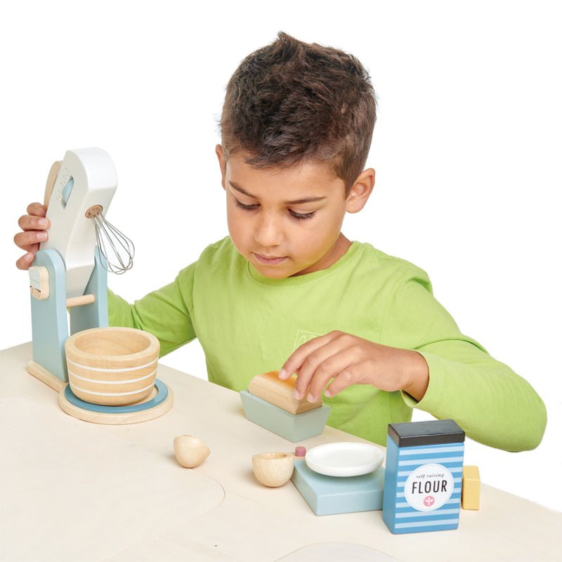Tender Leaf Toys Pretend Home Baking Set