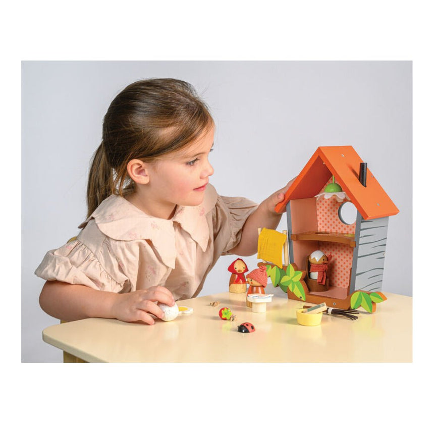 Tender Leaf Toys Wooden Robin's Nest Box
