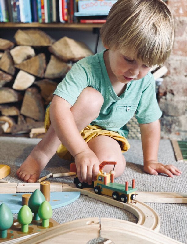 Tender Leaf Toys Wild Pines Train Set - image 6