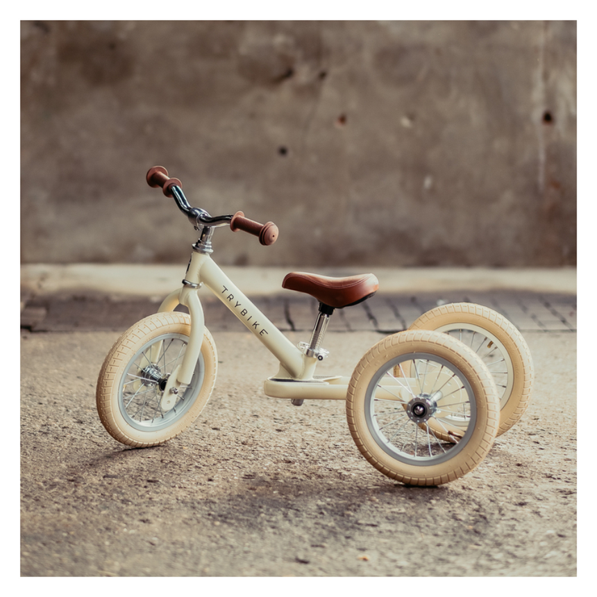 Vintage Cream Trybike adjustable seat height detail