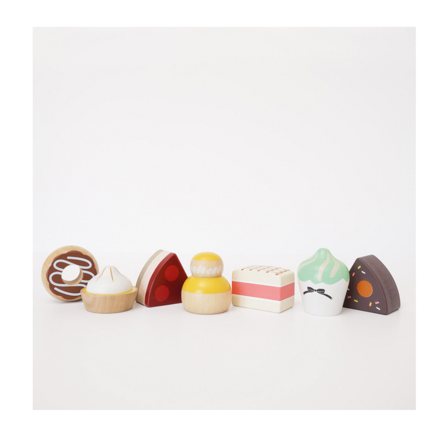 Le Toy Van Three Tier Patisserie Cake Stand - 8 Piece