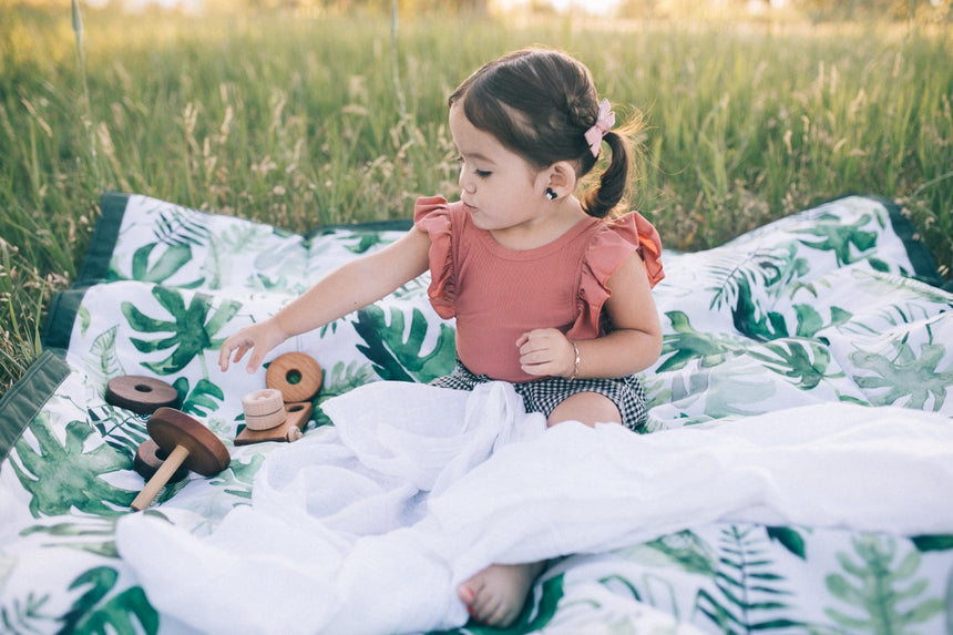 Little Unicorn Outdoor Blanket - 5 x 7 - Tropical Leaf