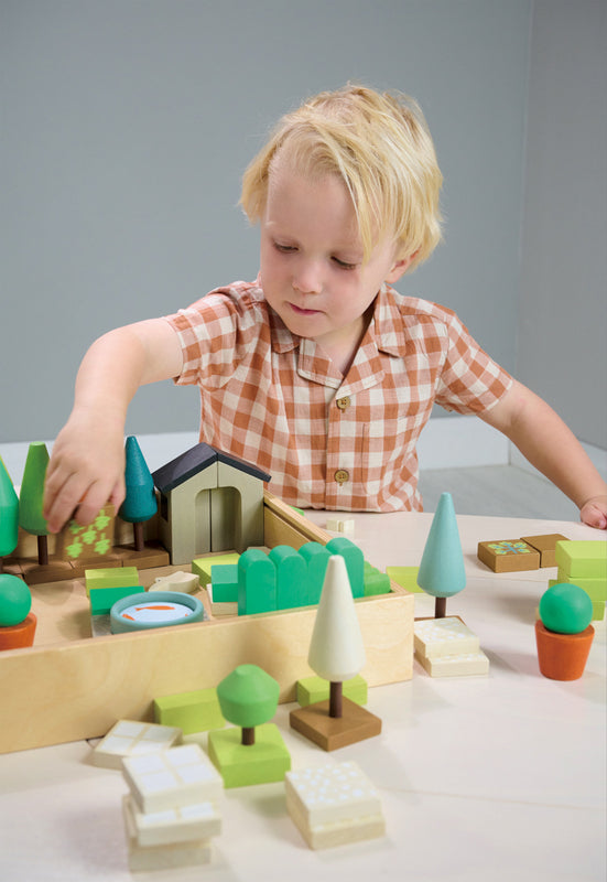 Tender Leaf Toys Pretend Little Garden Designer Play Set