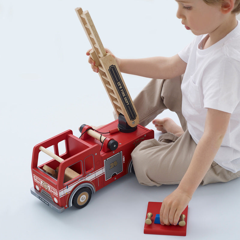 Le Toy Van Fire Engine Set