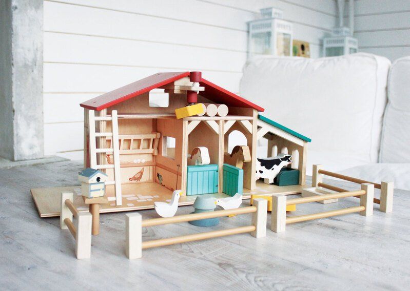 Tender Leaf Toys Farm Play Set