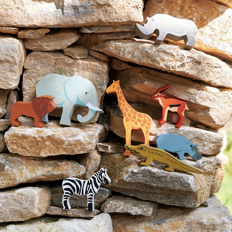 Tender Leaf Toys Wooden Safari Animal Display Shelf Set