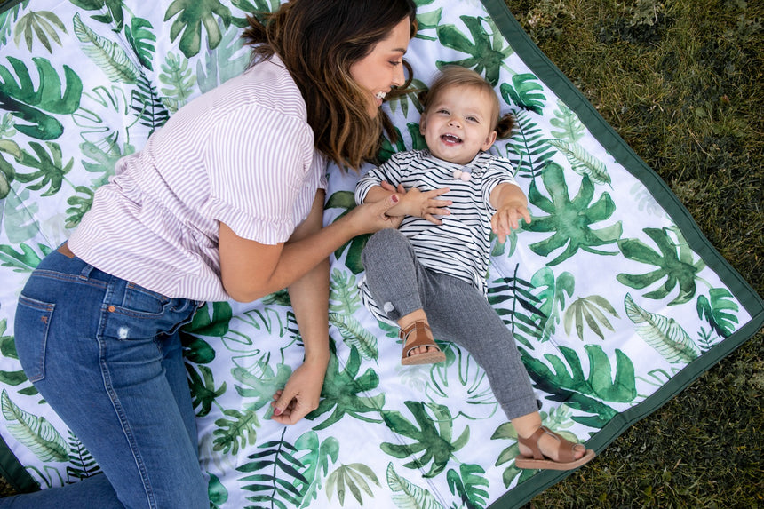 Little Unicorn Outdoor Blanket - 5 x 7 - Tropical Leaf