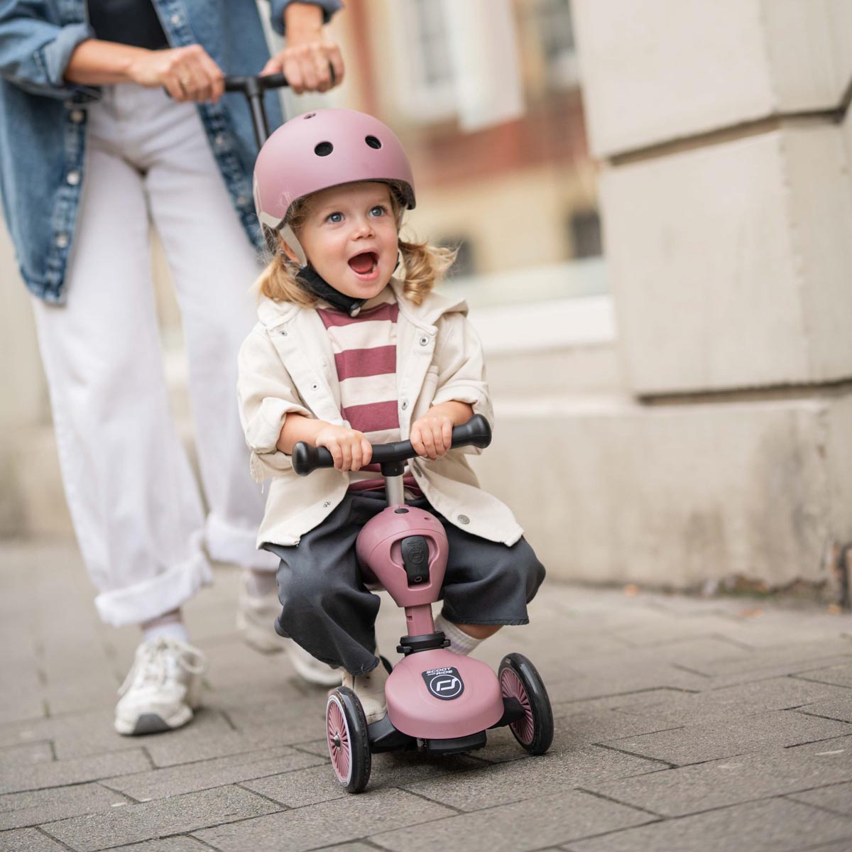 Scoot & Ride Highwaykick 1 Push & Go 2-in-1 kids scooter in Wildberry – view 17