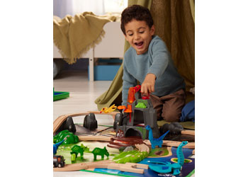 BRIO Dinosaur Deluxe Set 45 piece contents flat lay