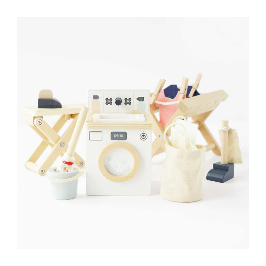 Le Toy Van Laundry Room Set