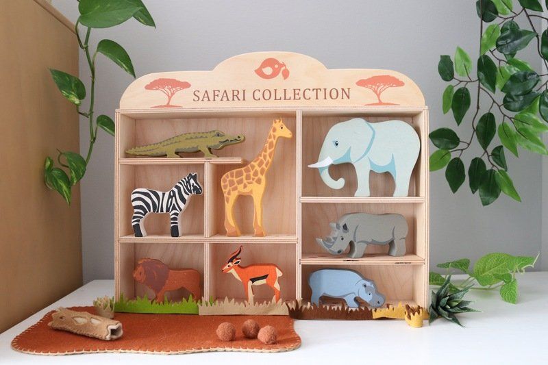 Tender Leaf Toys Wooden Safari Animal Display Shelf Set