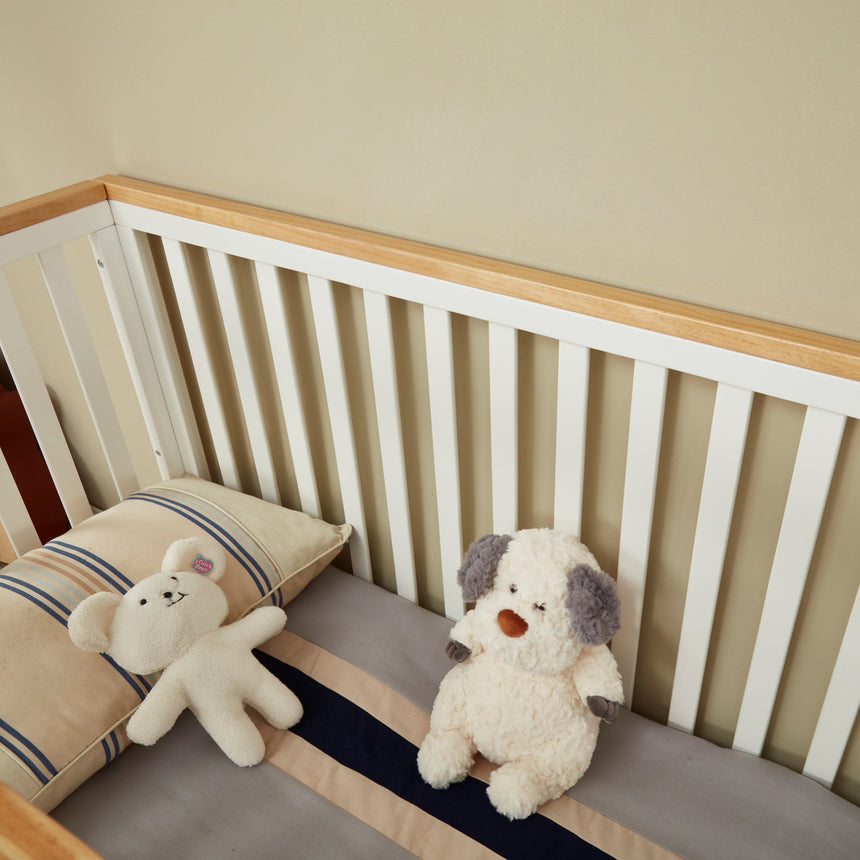 Joy Baby Mia Cot and Aurora Change Table Package