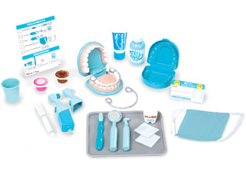 Melissa and Doug Super Smile Dentist Play Set pretend dentist kit – view 2