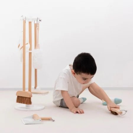 New Classic Toys Cleaning Playset