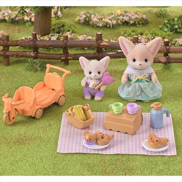 Sylvanian Families Sunny Picnic Set