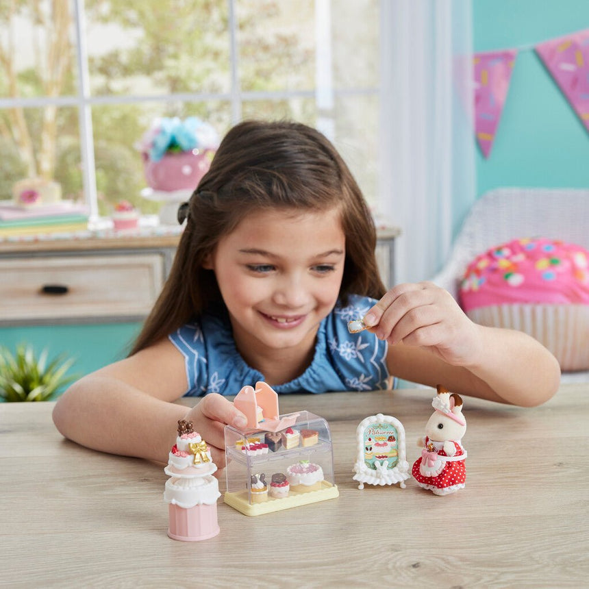 Sylvanian Families Village Cake Shop Starter Set