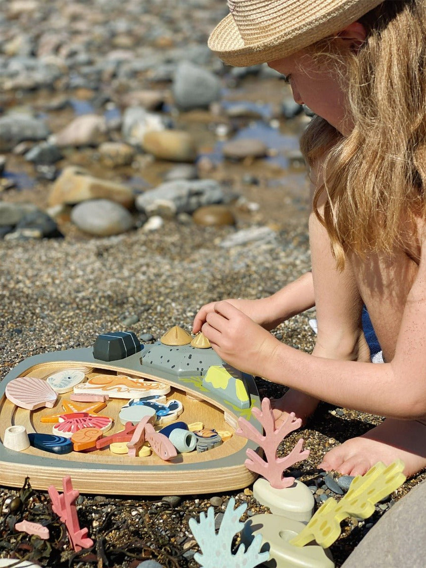 Tender Leaf Toys Pretend Wooden Ocean Rock Pool Play Set